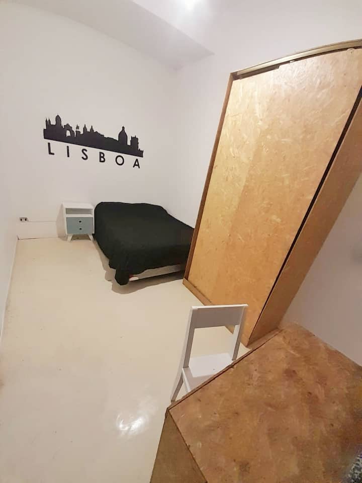 Комната в общей квартире в Palermo