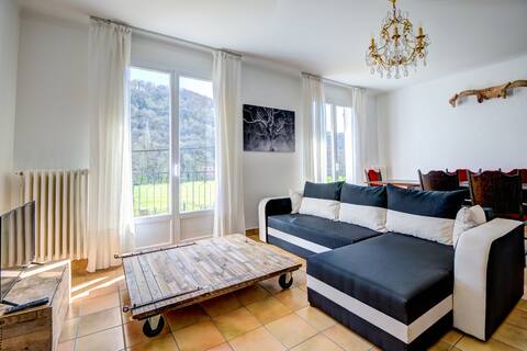 Large farmhouse in Aubrac