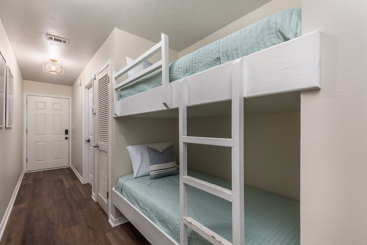 XL ორადგილიანი დარბაზები 