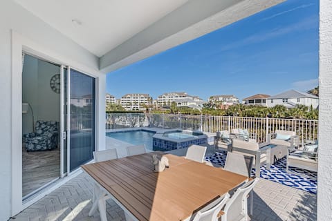 Cinnamon Beach Villa Heated Pool Sleeps 18