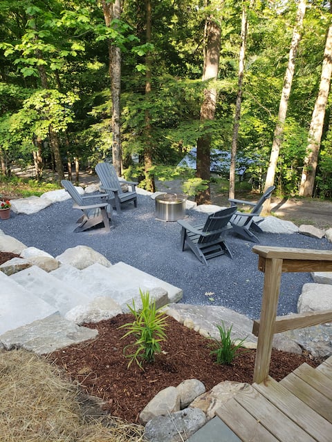 Cottage on Lake Dunmore