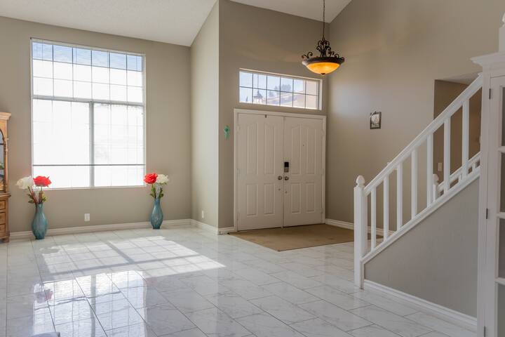 Housing Helpers of Las Vegas managed Airbnb listing 1
