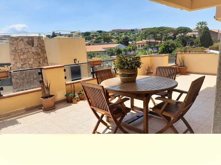 " La Terrazza "  Grazioso Bilocale  Centro Palau - Palau