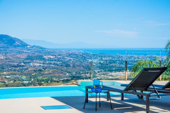 Amazing Modern Villa, Near Marbella, Great Views. - Costa del Sol Occidental