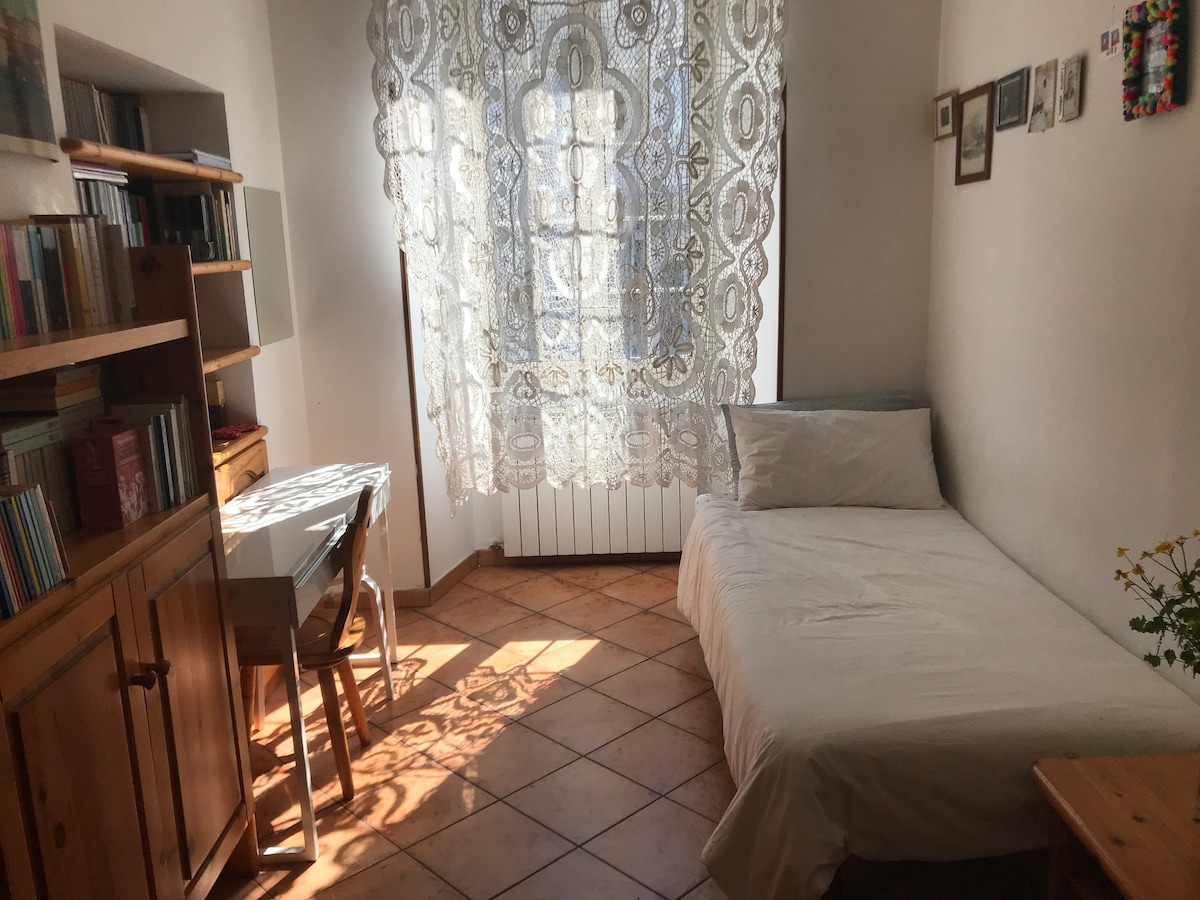 Კარგი ადგილია დასაწერად ან წასაკითხად <3