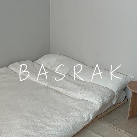 [OPEN] Stay, Basak #Beam Projector #Bedding Replaced Every Time #Wine Glasses #Mattress Replaced
