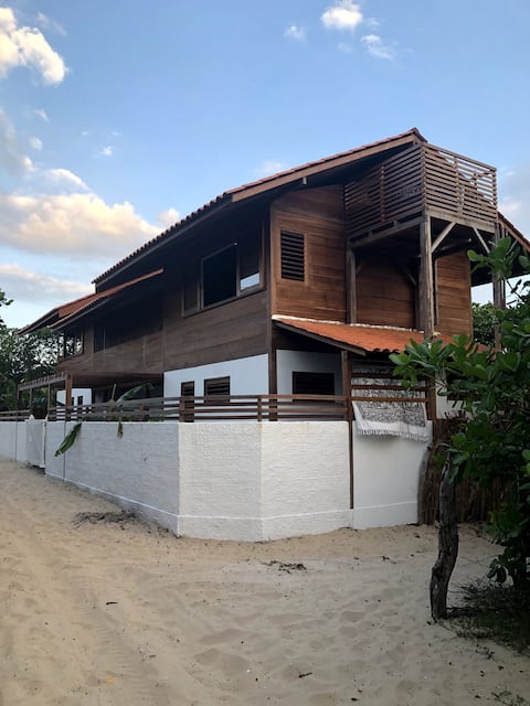 CASA ARA-NI Atins