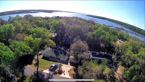 Top Airbnb: Intracoastal Hideaway in Jacksonville