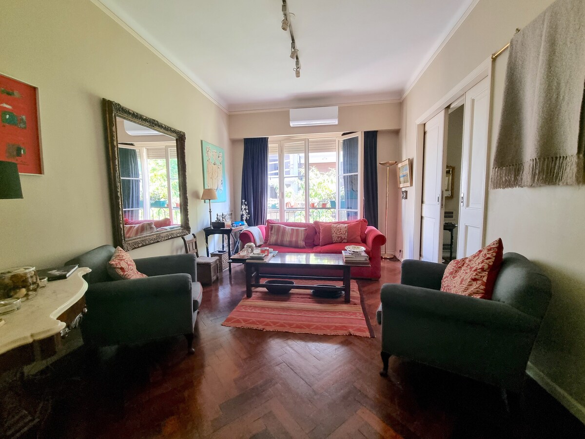 Private room in an apartment in Recoleta