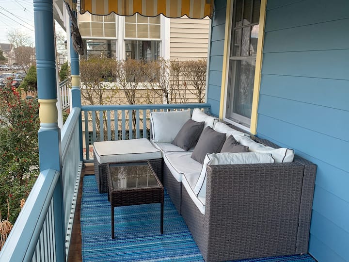 Little Blue Cottage - Asbury Park, NJ