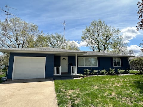 The Blue Pearl - Sleeps 6 - Extended Stays Welcome