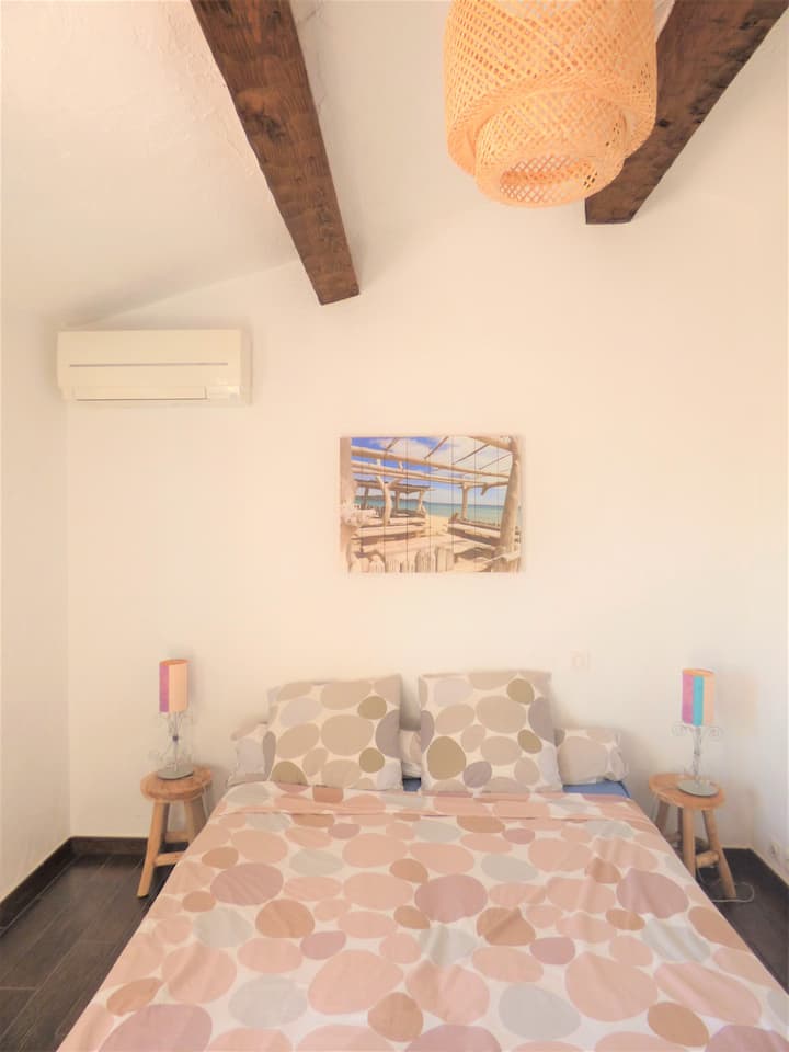Room 3 with sea view