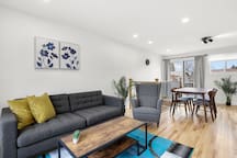 5800 Rue Bach - Elegant 4 bedroom modern house rental in Brossard