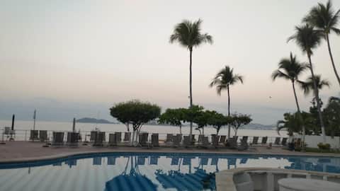 Top Airbnb: La Palapa Beach Condominium 614 in Guerrero