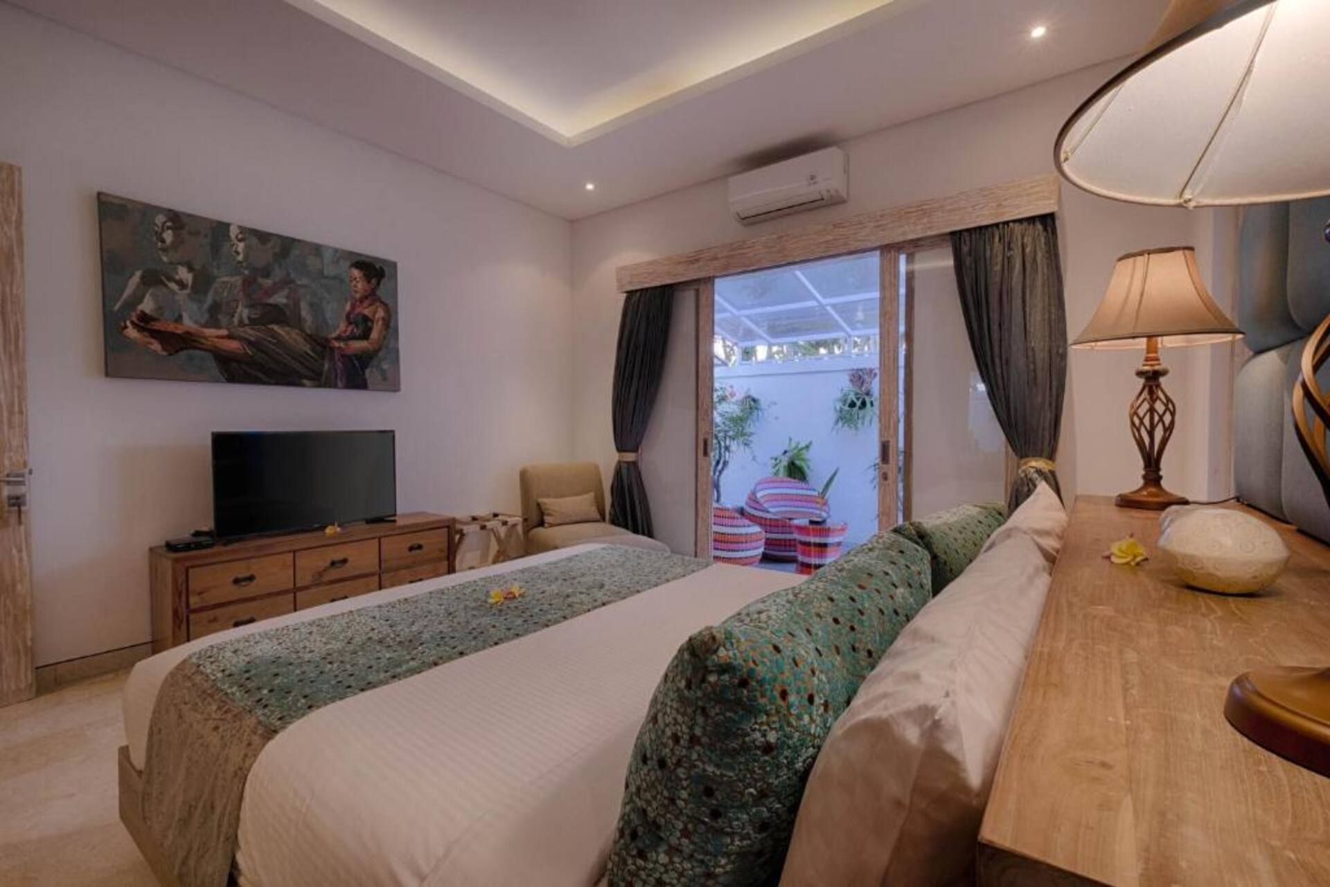 Saba Beach Sanctuary 5 Bedroom Private Villa in Gianyar 3
