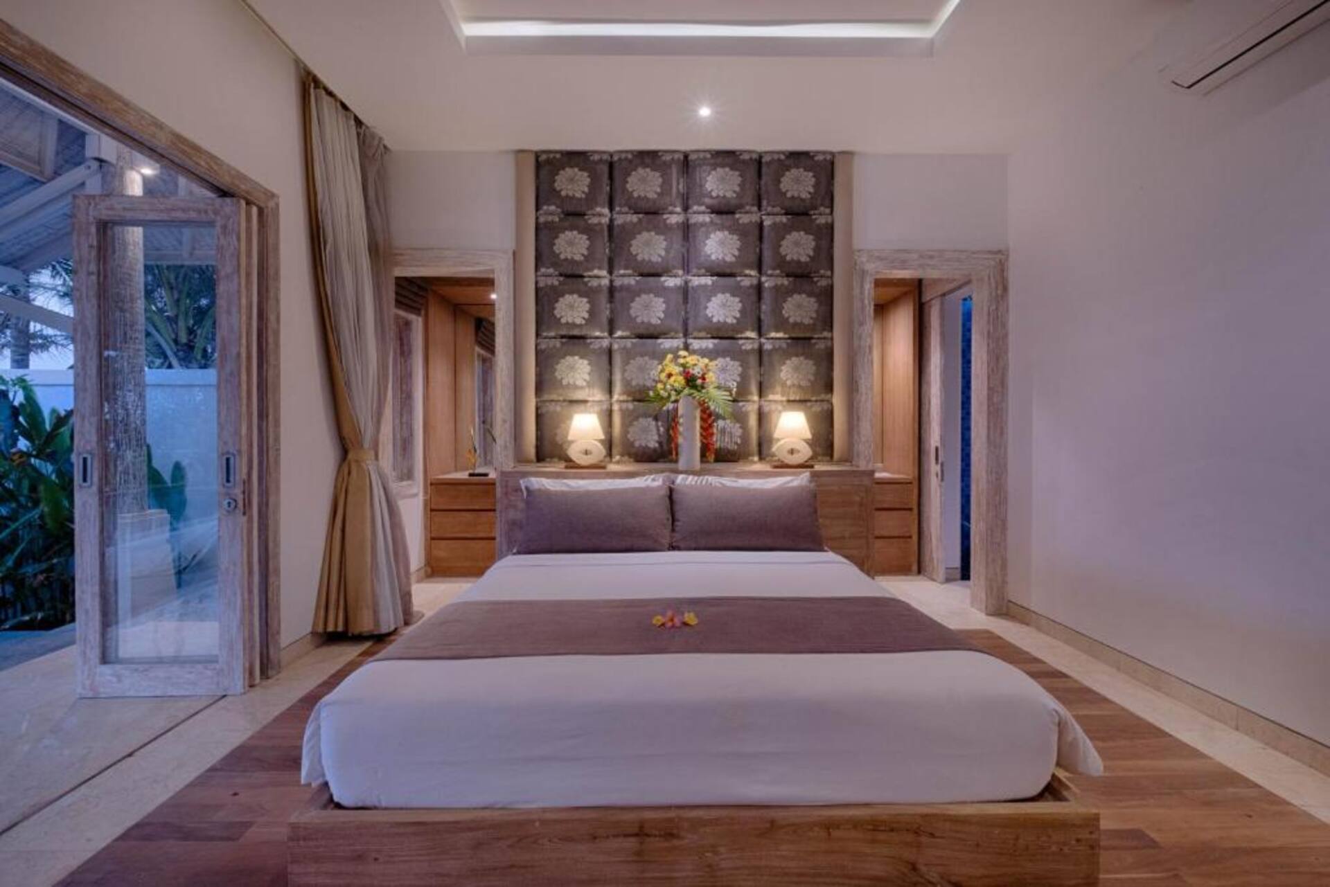 Saba Beach Sanctuary 5 Bedroom Private Villa in Gianyar