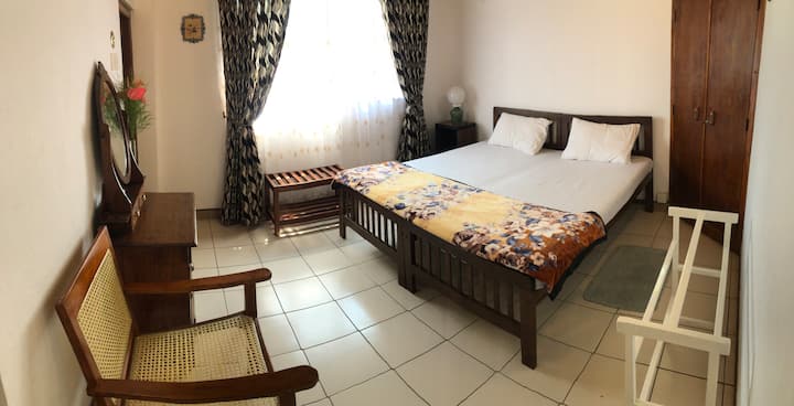Chambre n °2 à 1