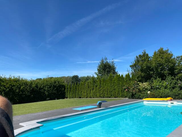 Luxuriöses Ferienhaus im Grünen gallery image 3