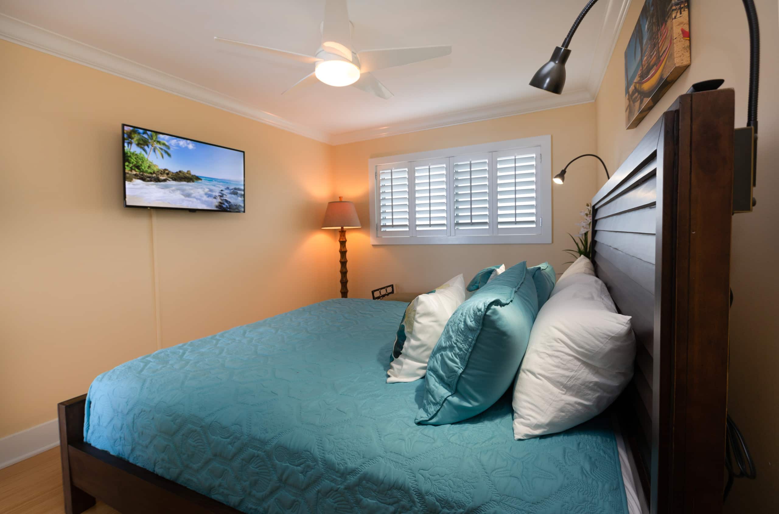 Condo in Kihei · ★4.89 · 3 bedrooms · 3 beds · 2 baths - Image 17