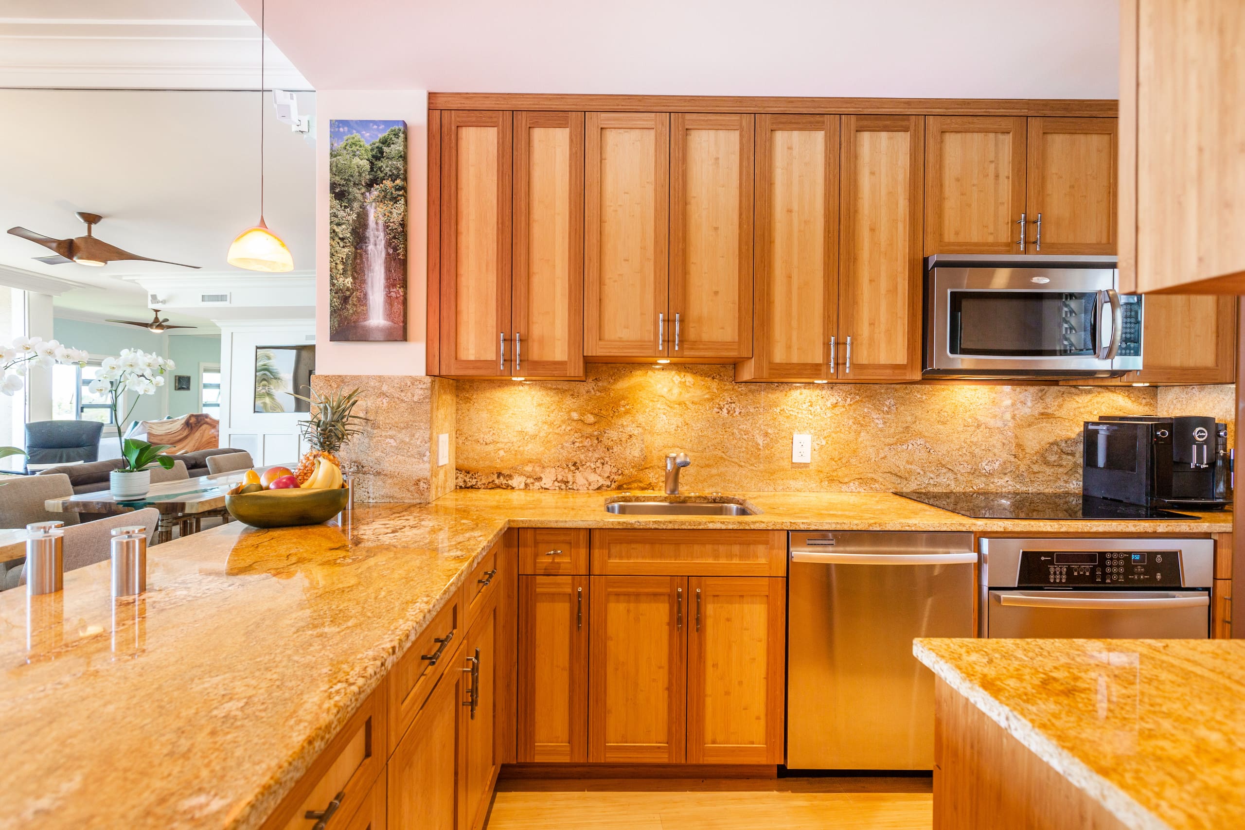 Condo in Kihei · ★4.89 · 3 bedrooms · 3 beds · 2 baths - Image 10