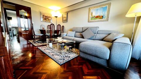 Anuncio de Airbnb popular: Sweet Home Laredo en Laredo