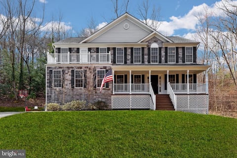 luxury Home Near Town Center