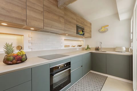 Top Airbnb: Charming flat in Cannes - Garage, Aircond & wifi. à Cannes