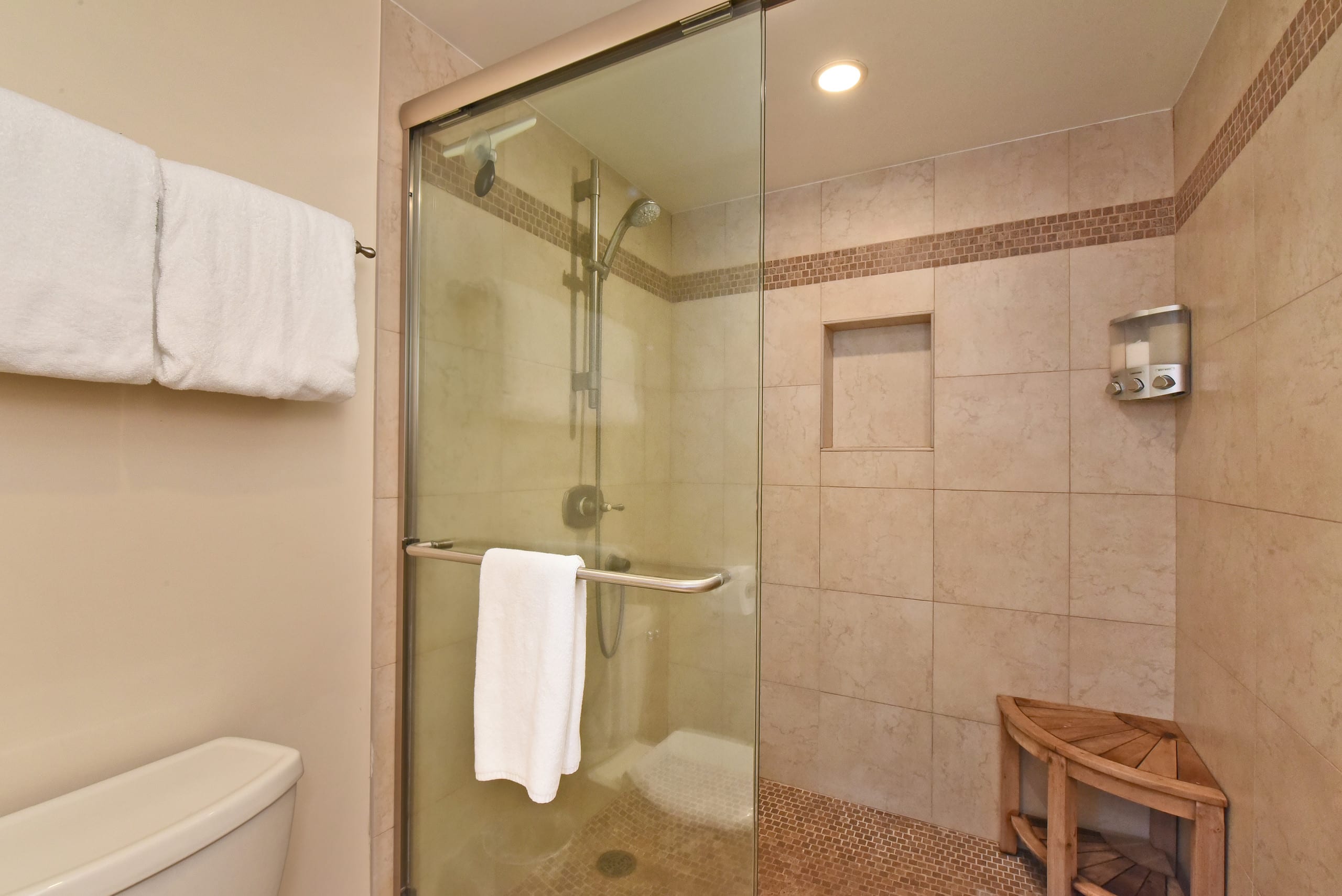 Mahana 1215 Penthouse - Image 13