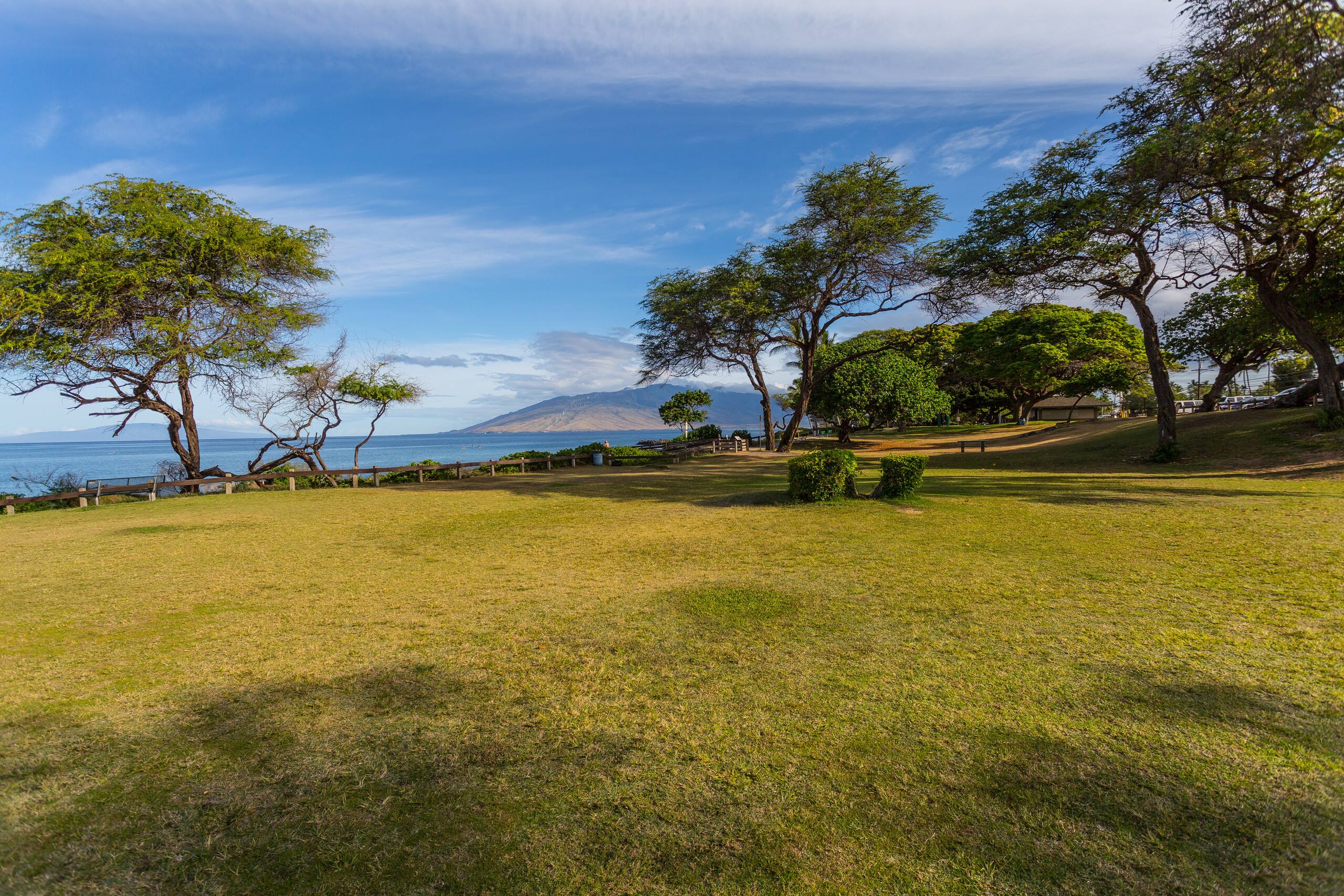 Kamaole Sands condo with ocean view. Split AC - Image 38