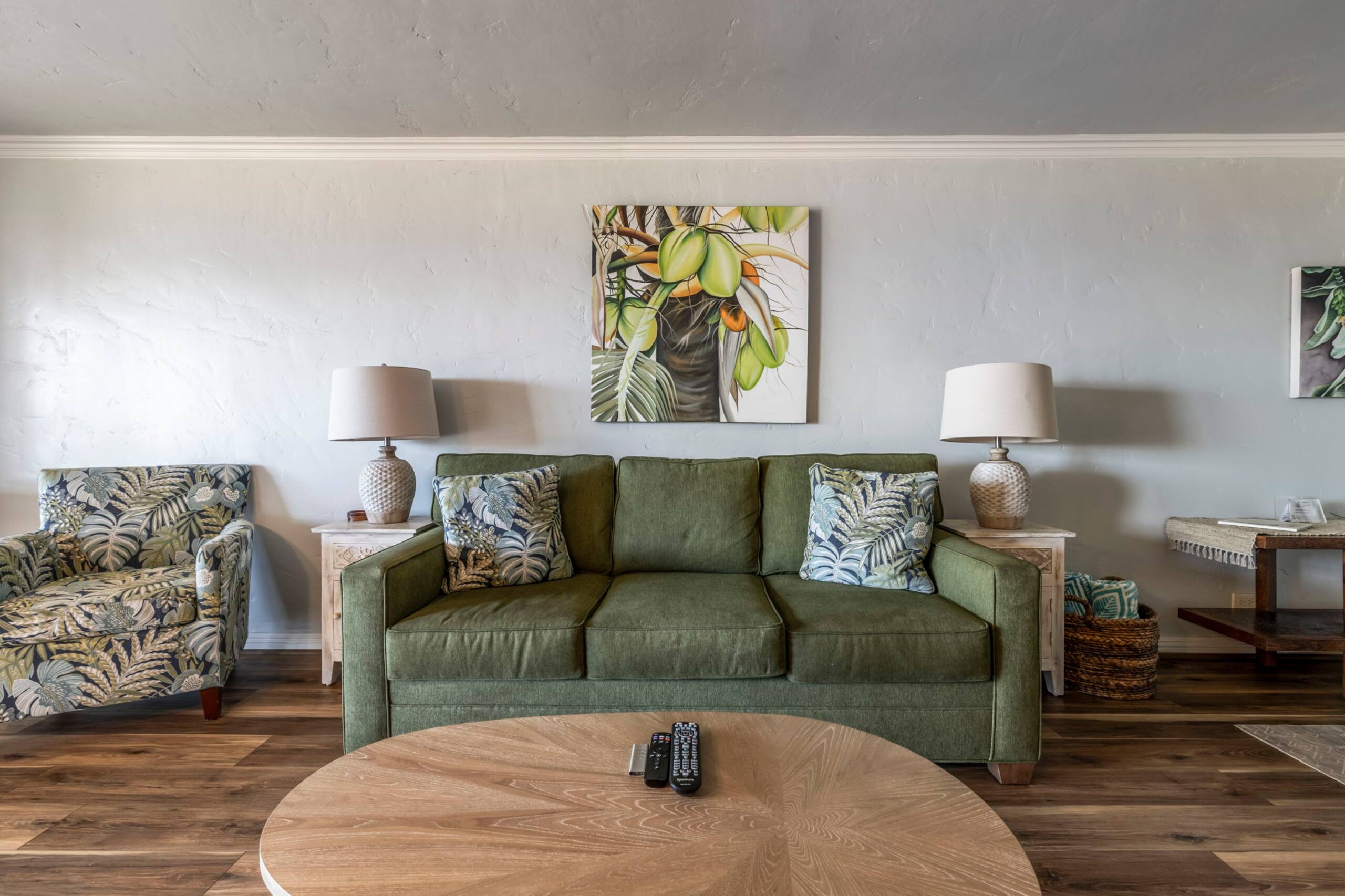 Condo in Lahaina · ★4.88 · 1 bedroom · 2 beds · 1 bath - Image 5