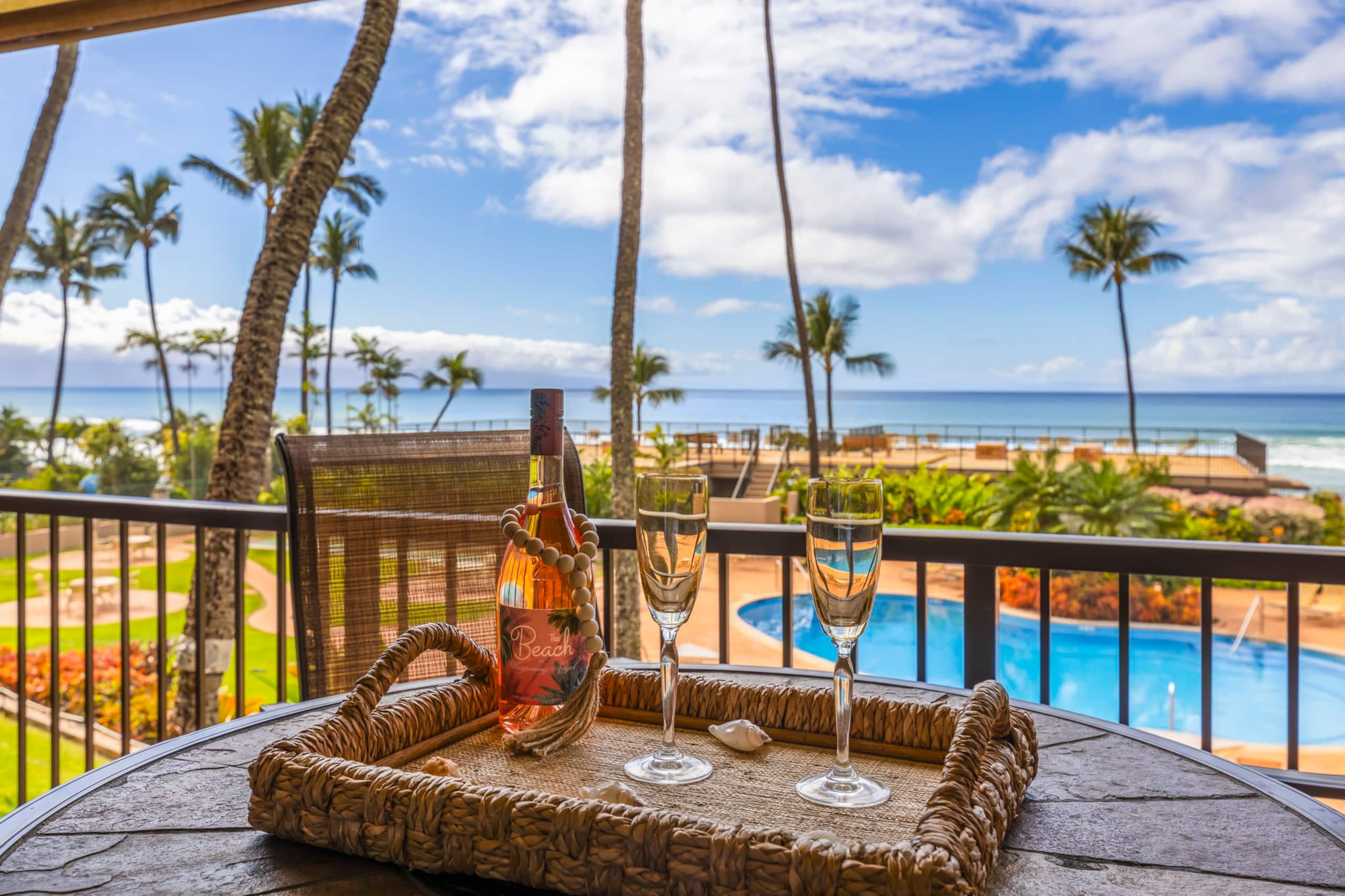 Condo in Lahaina · ★4.88 · 1 bedroom · 2 beds · 1 bath - Image 22