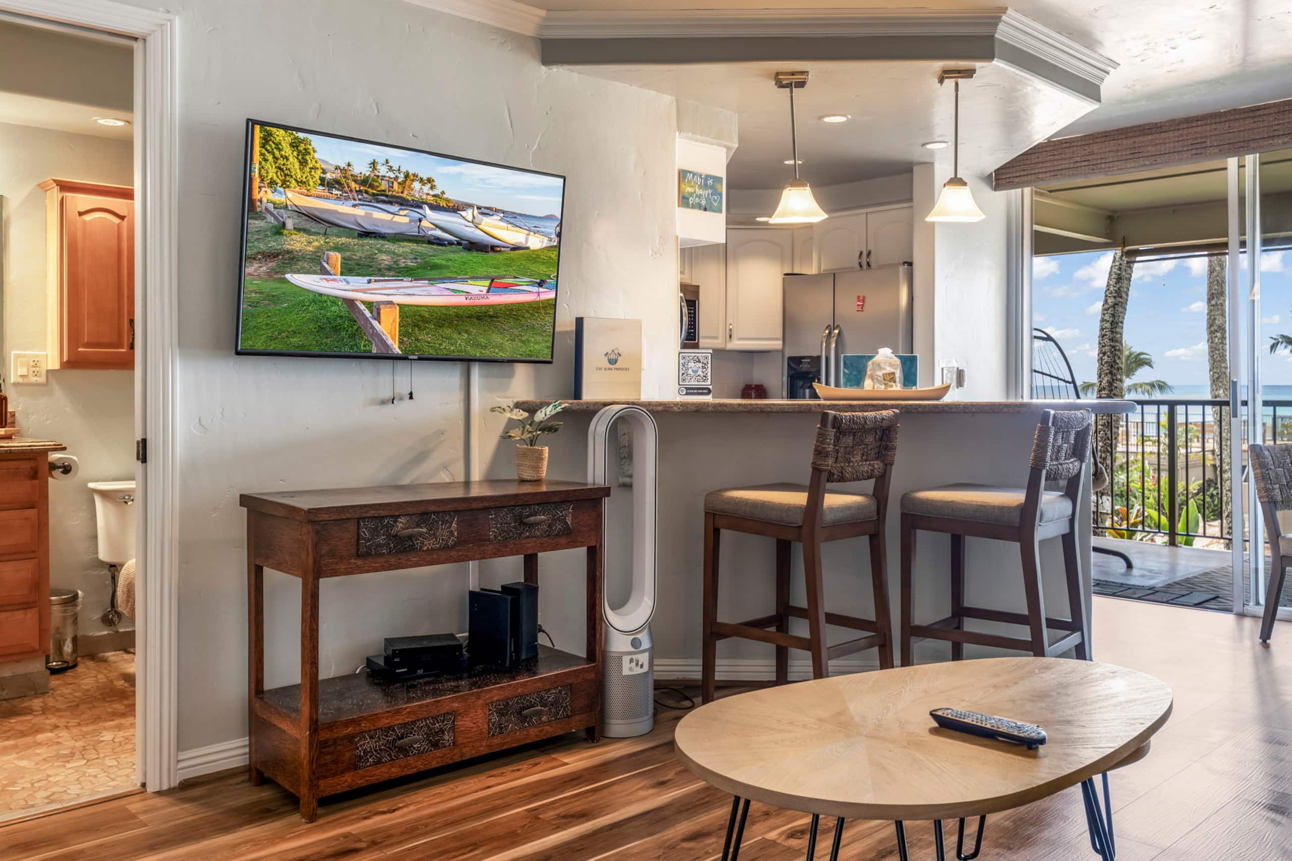 Condo in Lahaina · ★4.88 · 1 bedroom · 2 beds · 1 bath - Image 2