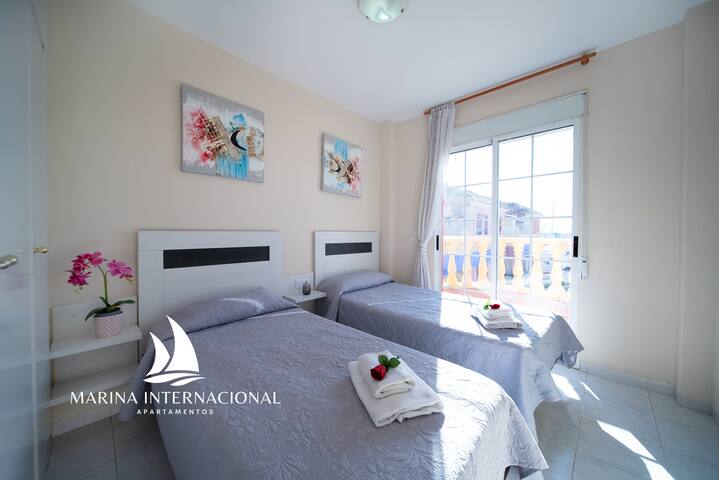 Apartamentos Oasis La Cala managed Airbnb listing 1
