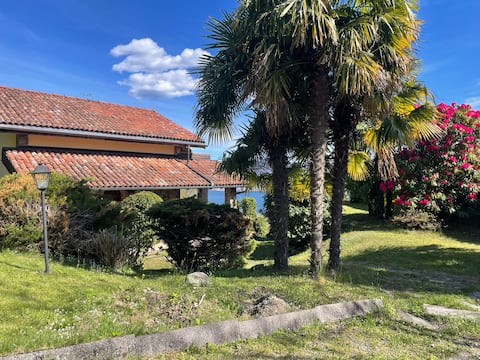 Authentic Rustico with
stunning lake views