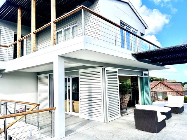 Camilla Dreams gallery image 2