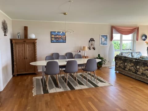 Successful Airbnb property: Summer house with panoramic views of Holbæk fjord in Region Sjælland