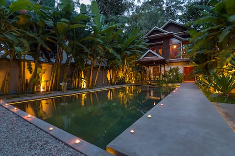 WAT PO HOUSE-Traditional Khmer House-River Road