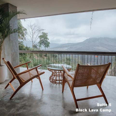 Romantic Suite room 5 with Mountain View