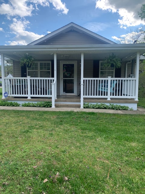 The Dorothy House - Williamsburg, KY