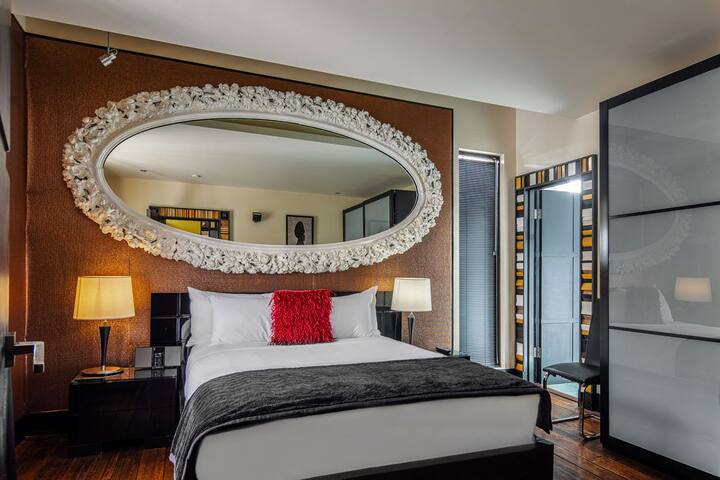 Victorian Designer Townhouse near Hobart CBD gallery image 3