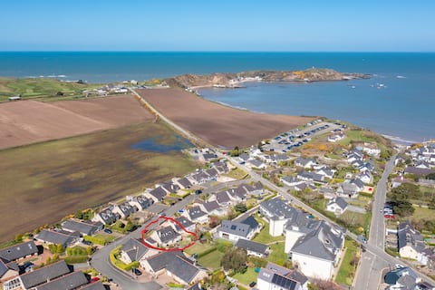 Popular Airbnb listing: Morfa Nefyn in Edern, Morfa Nefyn, Nefyn