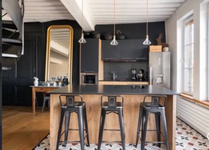 Le Prestige Vieux Lyon : Duplex Vue sur la Saône gallery image 2