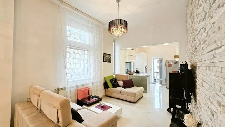 Modern Apartment With 3balconies - Belgrado