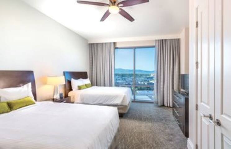 Margaritaville Desert Blue 3 Bd gallery image 2