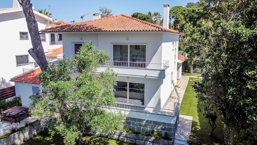 Cascais Villa – private pool