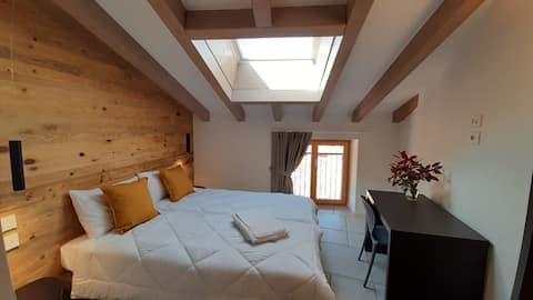 Popular Airbnb listing: Baldo Guard Apartments - Garda in Nago Torbole