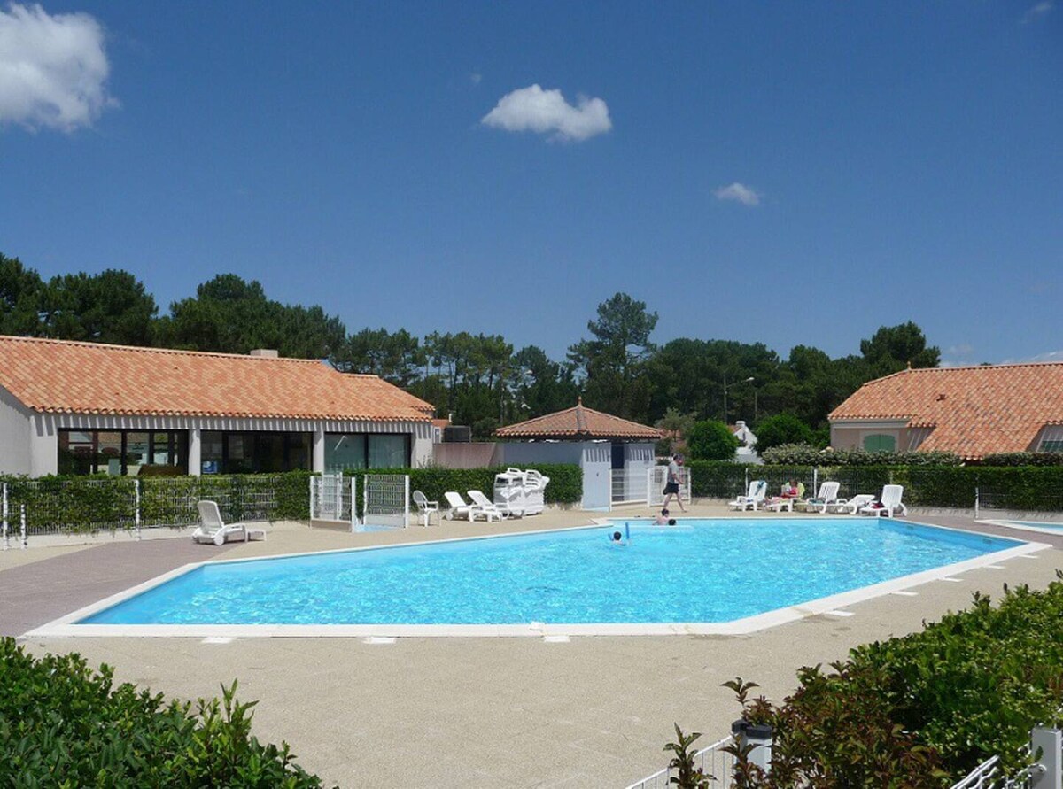 Popular Airbnb listing: Vacation home with Pools in Saint Jean De Monts