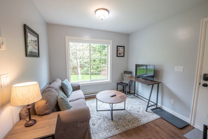 The Suite At Coastline Cottage - Tofino