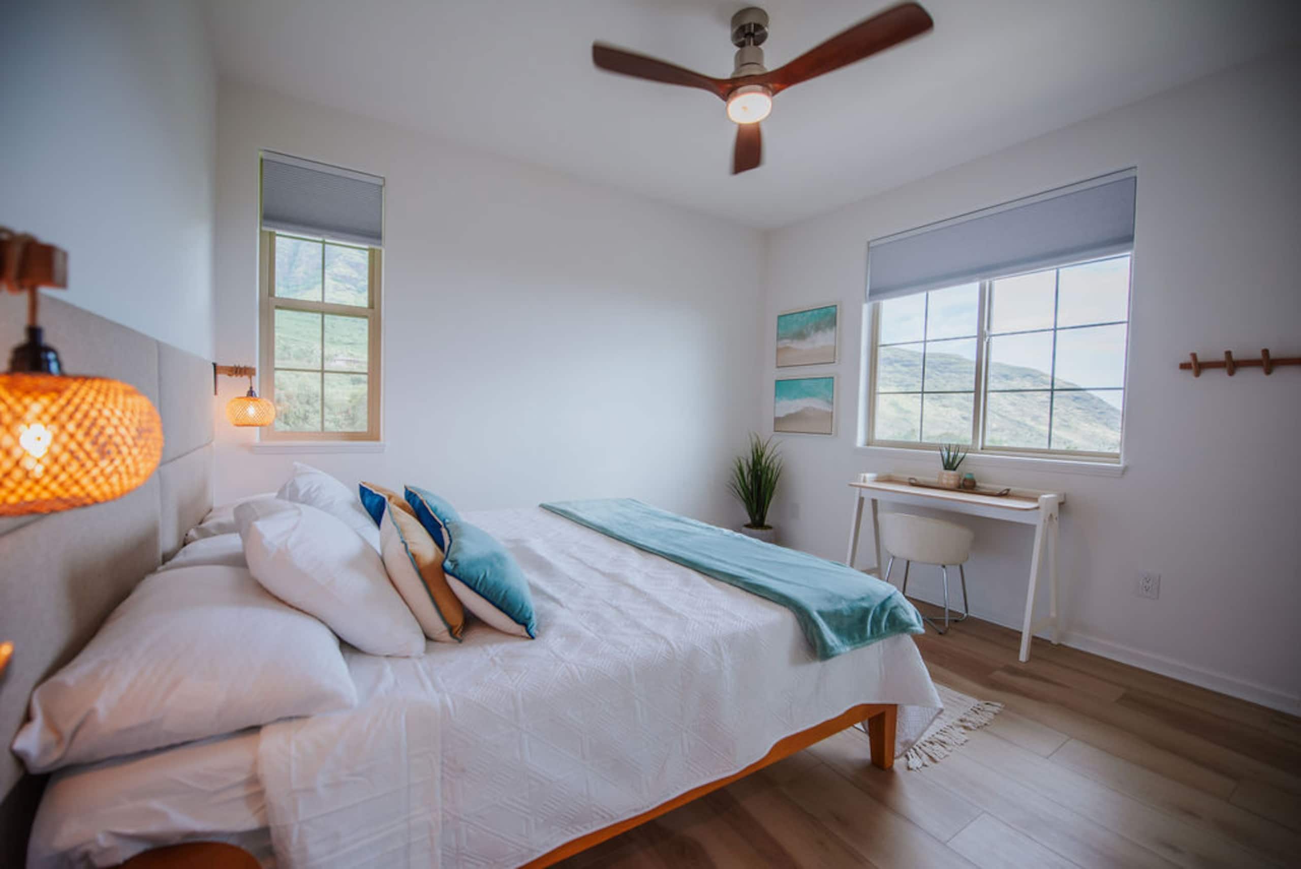 Home in Makaha Valley · ★4.98 · 4 bedrooms · 9 beds · 3.5 shared baths - Image 40