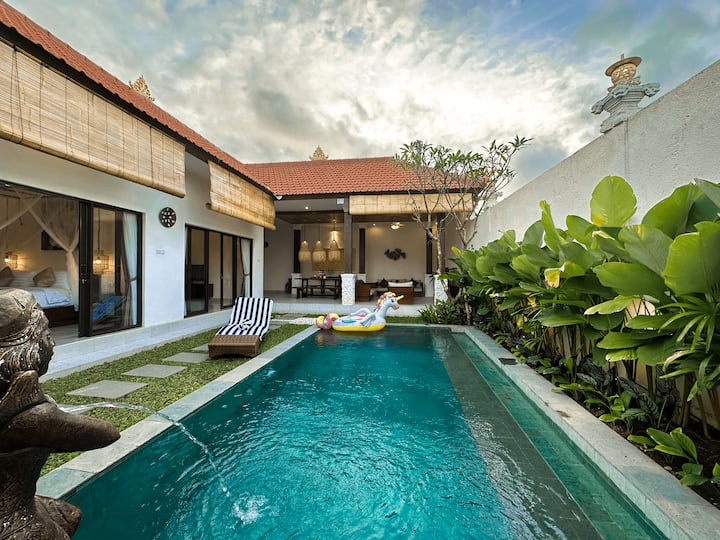 Villa Sinergi Seminyak 1